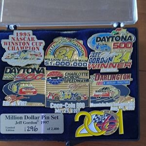 1997 Jeff Gordon Million Dollar Pin Set